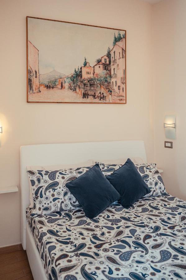 Elegant R&B Floridia Bed and Breakfast Taormina Exteriör bild