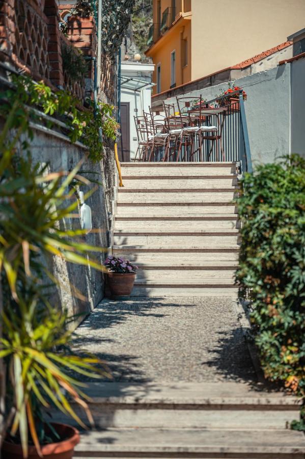 Elegant R&B Floridia Bed and Breakfast Taormina Exteriör bild